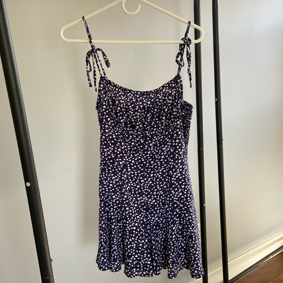 Jumper - Picture 2 of 4